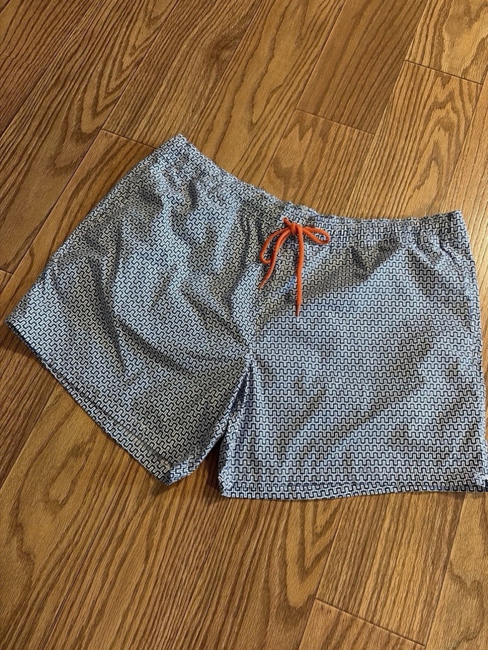 J. Crew Swim Trunks XXL geometric Greek key lined blue/white